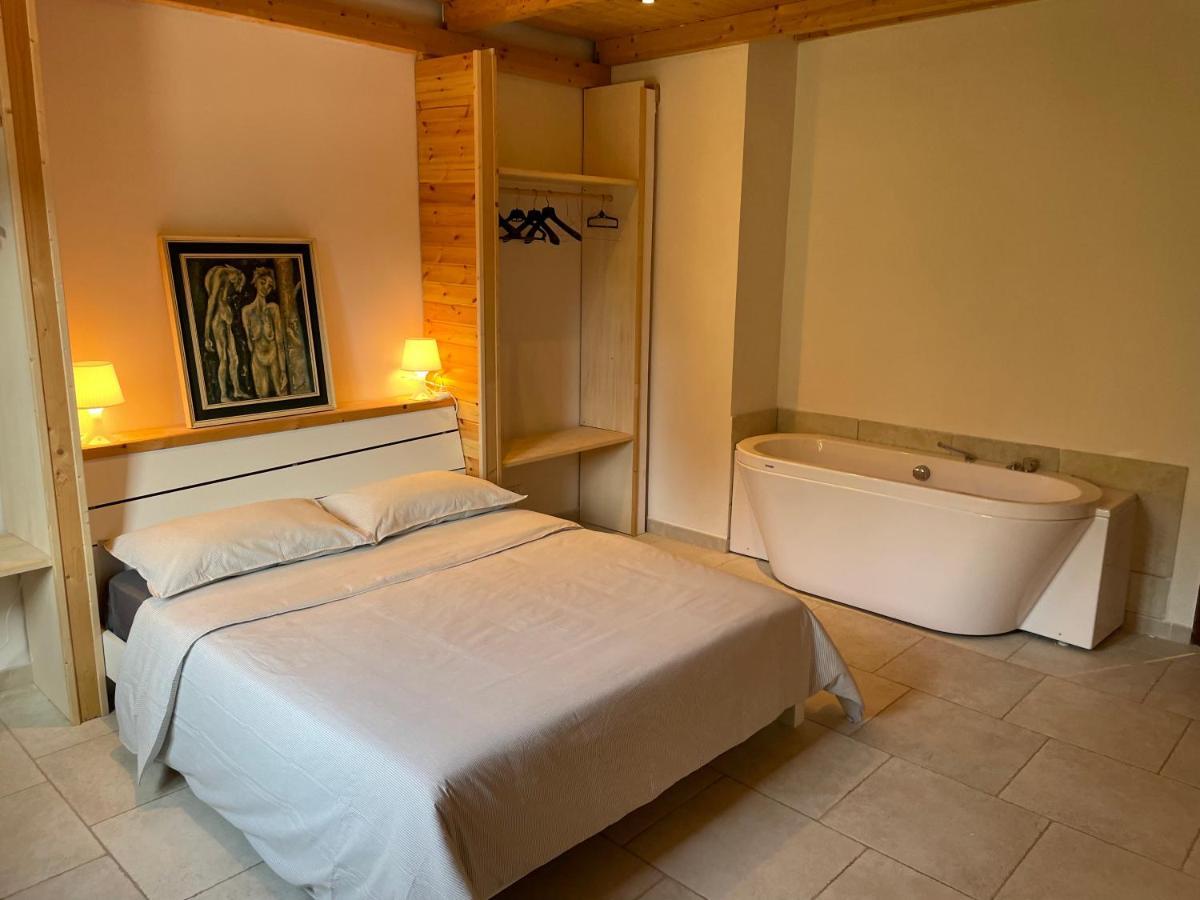 Villa Chez Elio 오스투니 외부 사진